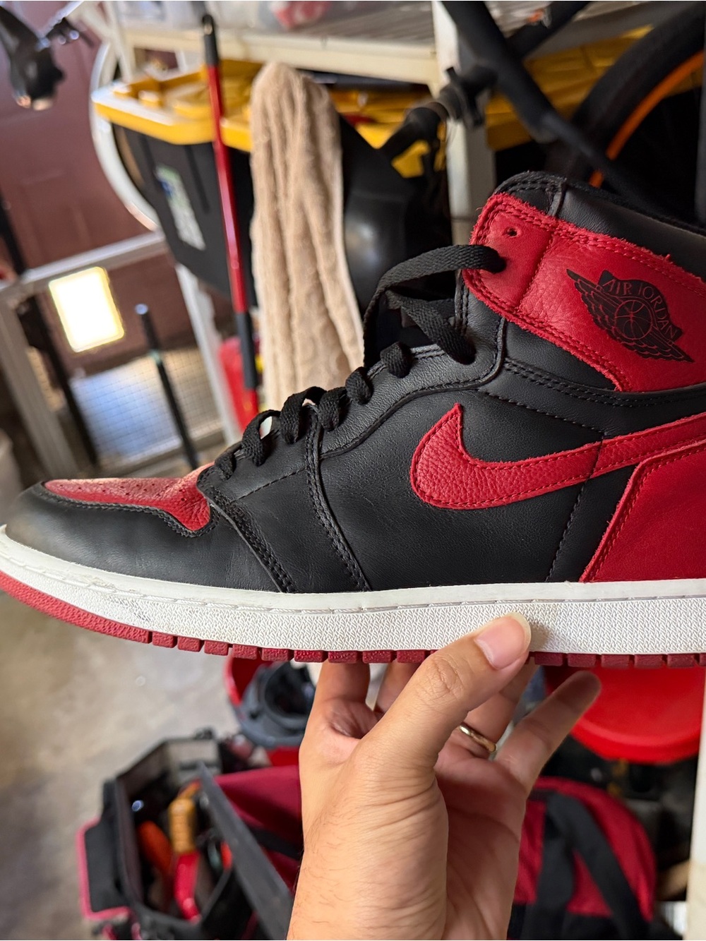 Air Jordan 1 Retro High OG 2015 BANNED